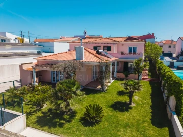 Moradia T5 para Venda em Lourinhã e Atalaia