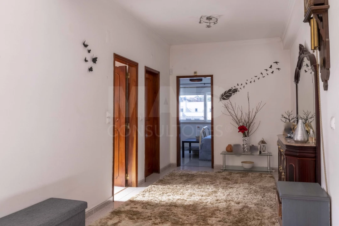 Moradia T5 para Venda em Ramada e Caneças Foto 6