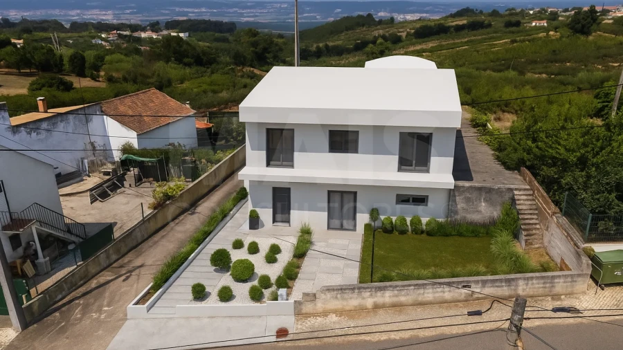 Moradia T5 para Venda em Usseira
