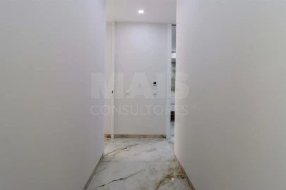 Apartamento T2 para Venda em Lagos (São Sebastião e Santa Maria)