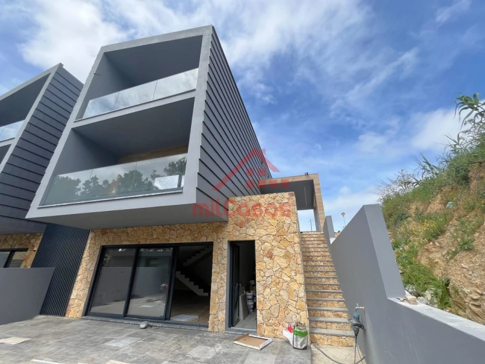 Moradia T3 para Venda em Ericeira Foto 1