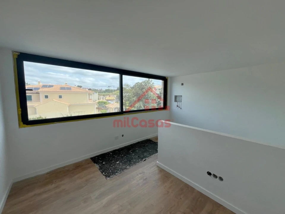 Moradia T3 para Venda em Ericeira Foto 16