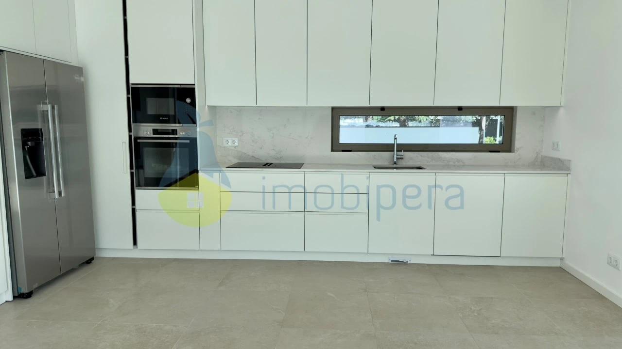 Moradia T3 para Venda em Albufeira e Olhos de Água Foto 6