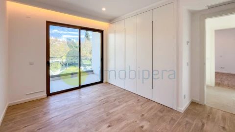 Moradia T3 para Venda em Albufeira e Olhos de Água