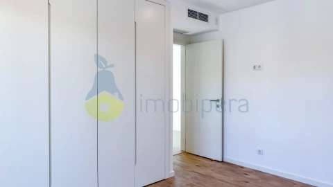 Moradia T3 para Venda em Albufeira e Olhos de Água
