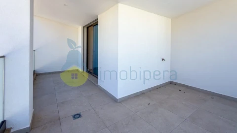 Moradia T3 para Venda em Albufeira e Olhos de Água
