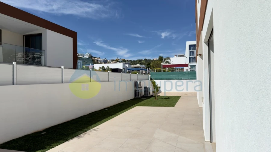 Moradia T3 para Venda em Albufeira e Olhos de Água Foto 5