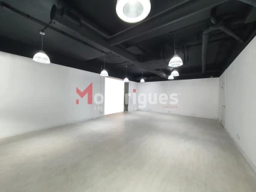 Loja para Arrendamento em Parque das Nações