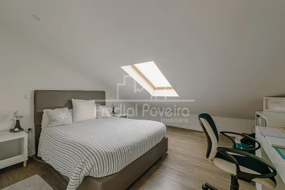 Moradia T6 para Venda em Estela