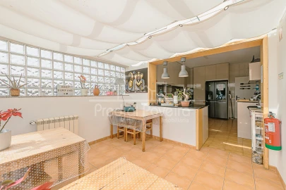 Moradia T6 para Venda em Estela