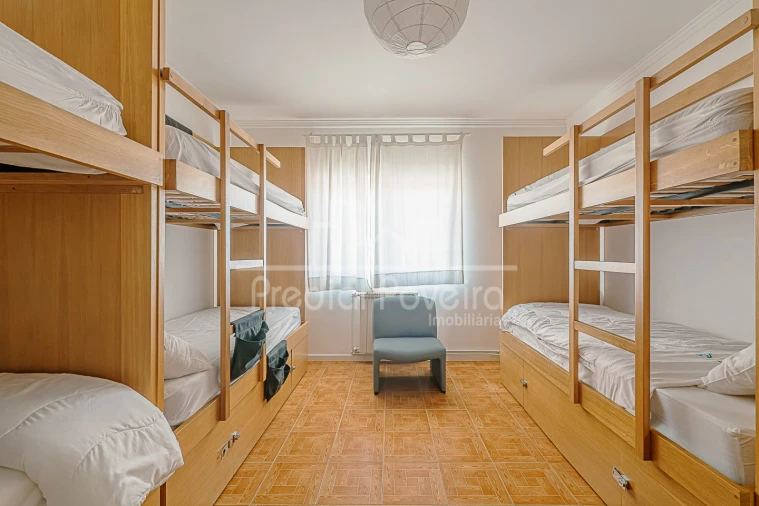 Moradia T6 para Venda em Estela Foto 13