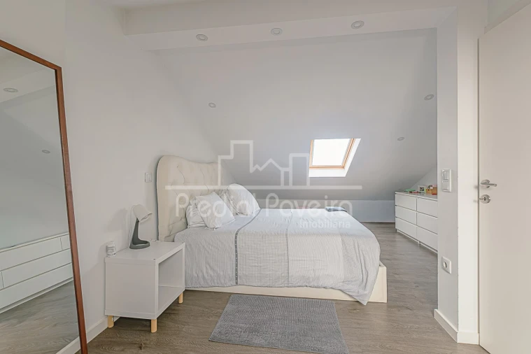 Moradia T6 para Venda em Estela Foto 19