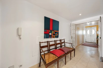 Moradia T6 para Venda em Santo António