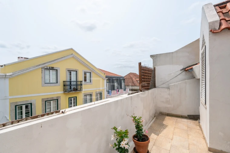 Moradia T6 para Venda em Santo António Foto 33
