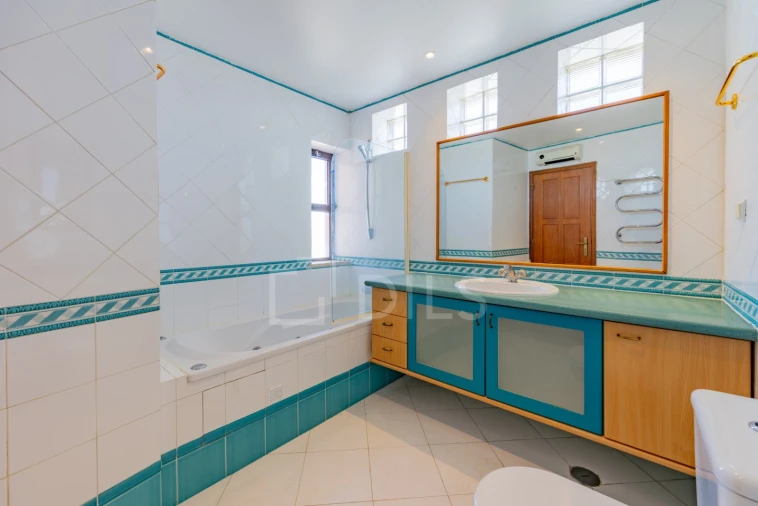 Apartamento T5 para Venda em Faro (Sé e São Pedro) Foto 19