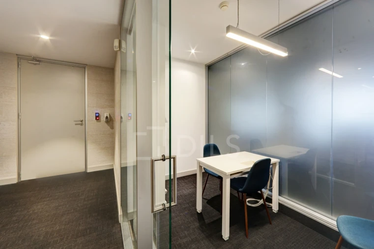 Escritório para Arrendamento em Campolide Foto 5