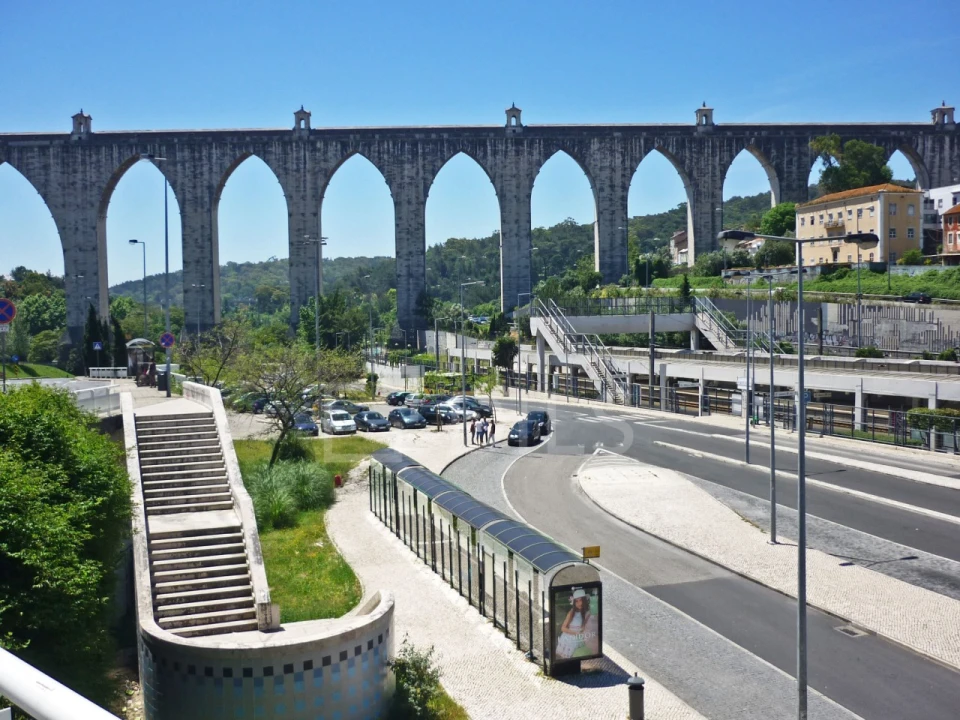 Escritório para Arrendamento em Campolide Foto 20