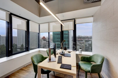 Escritório para Arrendamento em Campolide