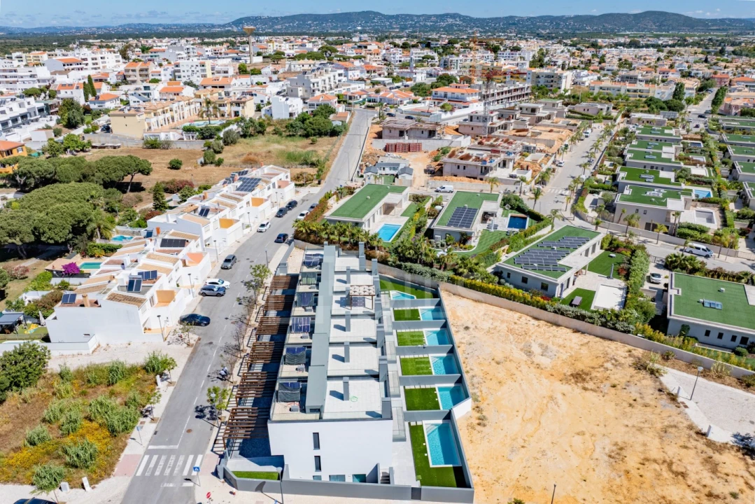 Moradia T4 para Venda em Montenegro Foto 43