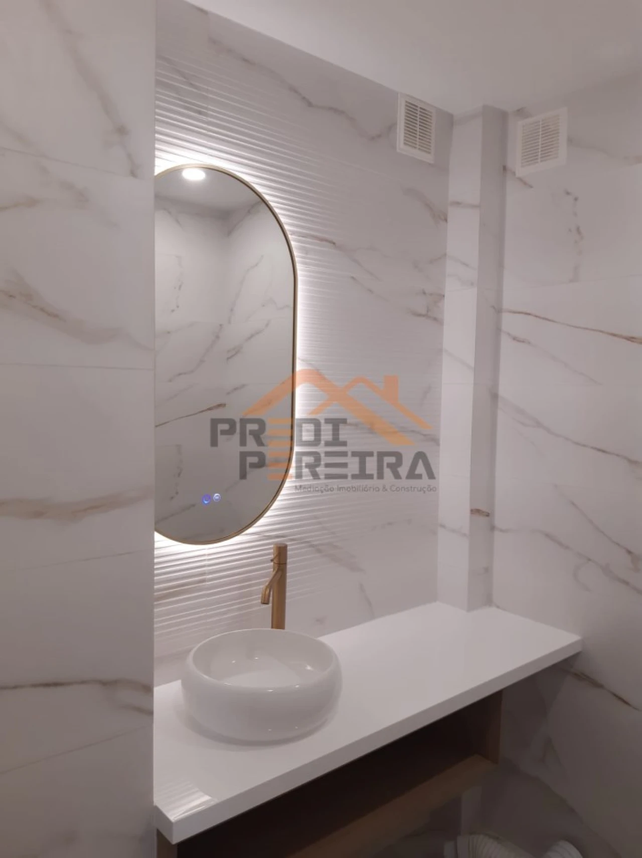 Apartamento T2 para Venda em Venteira Foto 18