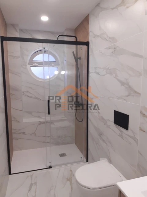 Apartamento T2 para Venda em Venteira