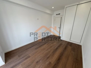 Apartamento T2 para Venda em Venteira