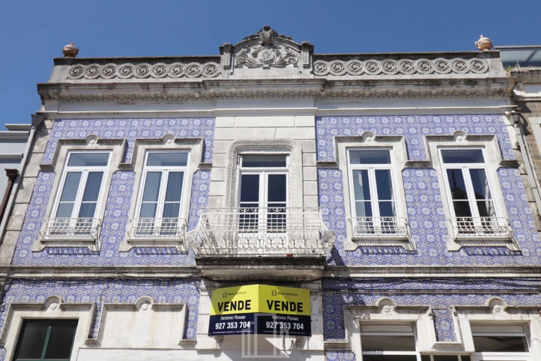 Moradia T6 para Venda em Ovar, São João, Arada e São Vicente de Pereira Jusã Foto 1