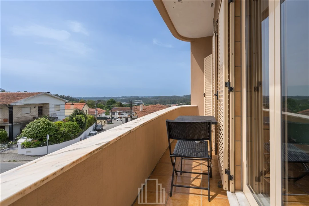 Apartamento T2 para Venda em São Miguel do Souto e Mosteirô Foto 17