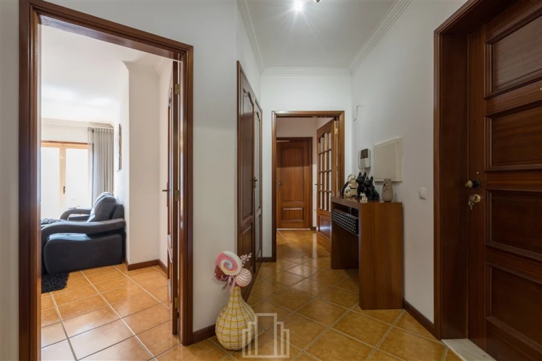 Apartamento T2 para Venda em São Miguel do Souto e Mosteirô Foto 6