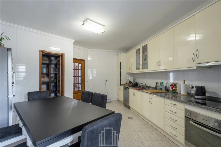 Apartamento T2 para Venda em São Miguel do Souto e Mosteirô Foto 9