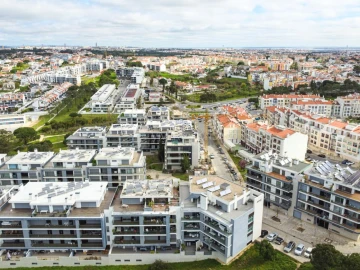 Apartamento T3 para Venda em Charneca de Caparica e Sobreda