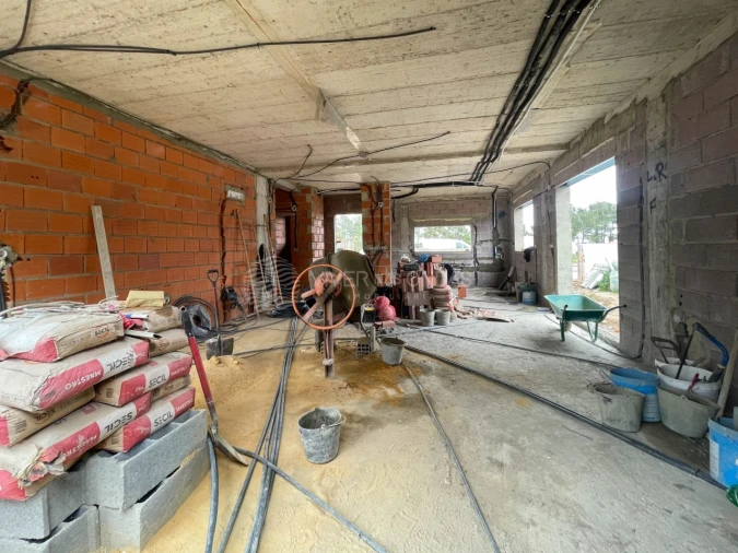 Moradia T4 para Venda em Quinta do Anjo Foto 5