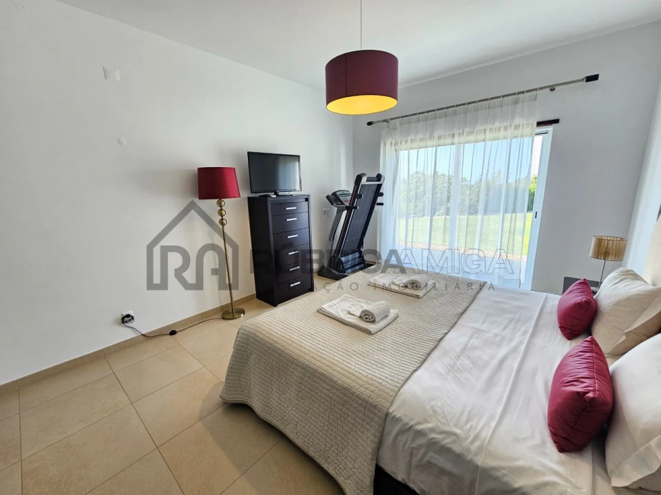 Moradia T4 para Venda em Loule (São Sebastião) Foto 21