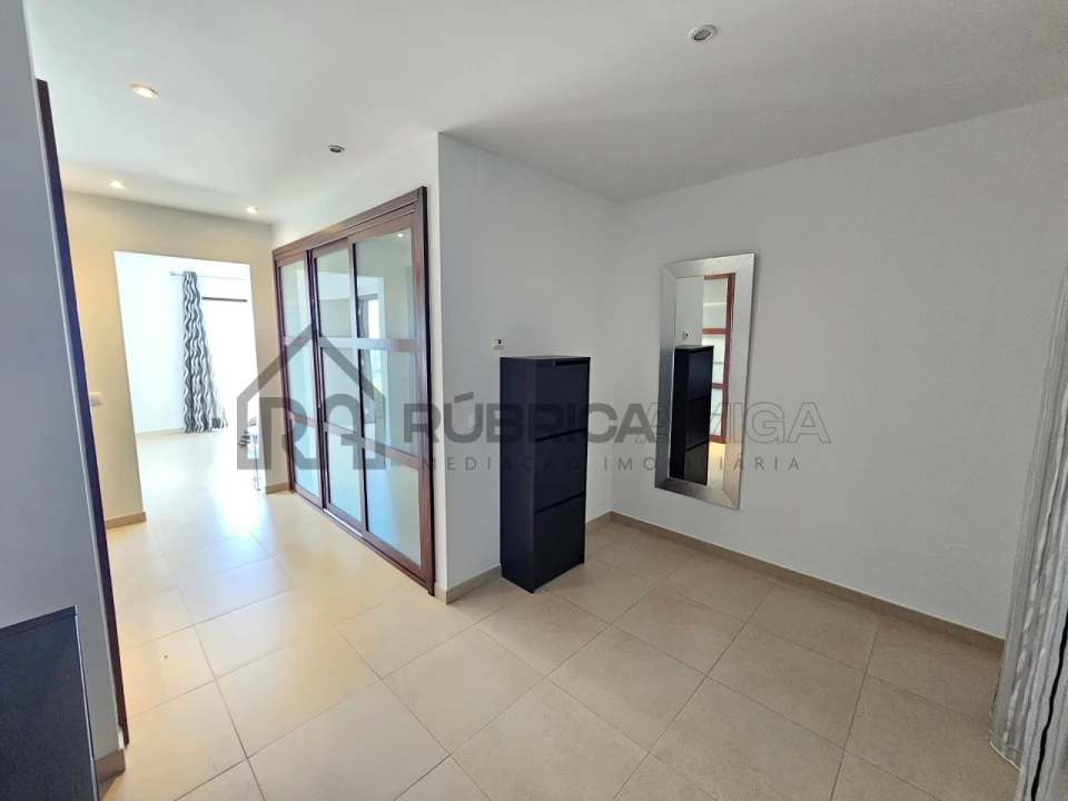 Moradia T4 para Venda em Loule (São Sebastião) Foto 30