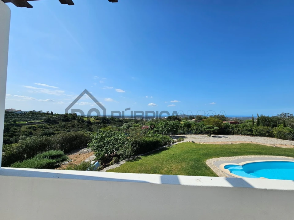 Moradia T4 para Venda em Loule (São Sebastião) Foto 38