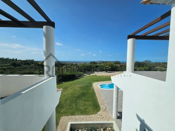 Moradia T4 para Venda em Loule (São Sebastião)