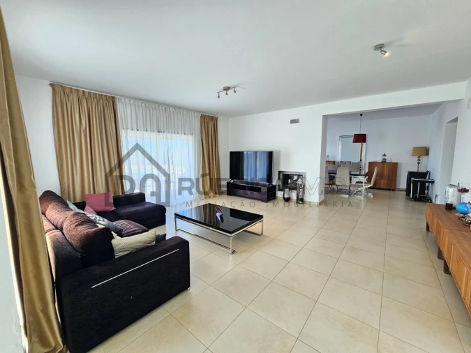 Moradia T4 para Venda em Loule (São Sebastião) Foto 14