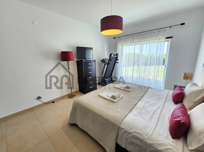 Moradia T4 para Venda em Loule (São Sebastião) Foto 21