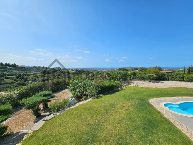 Moradia T4 para Venda em Loule (São Sebastião) Foto 40