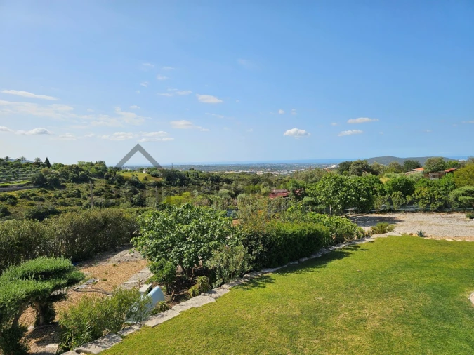 Moradia T4 para Venda em Loule (São Sebastião) Foto 41