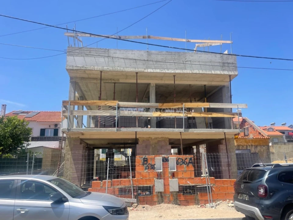 Moradia T3 para Venda em Sesimbra (Santiago) Foto 4