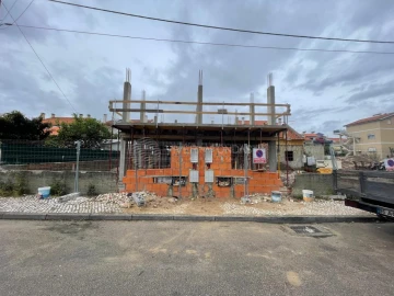 Moradia T3 para Venda em Sesimbra (Santiago)