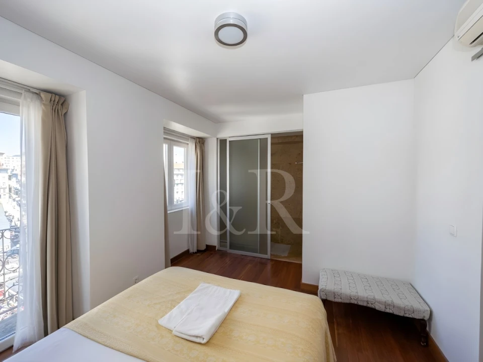 Apartamento T2 para Venda em Misericórdia Foto 14