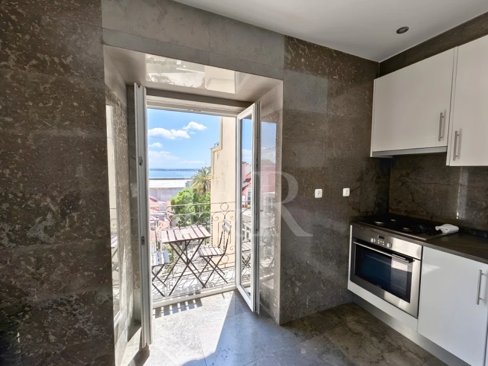 Apartamento T2 para Venda em Misericórdia Foto 4