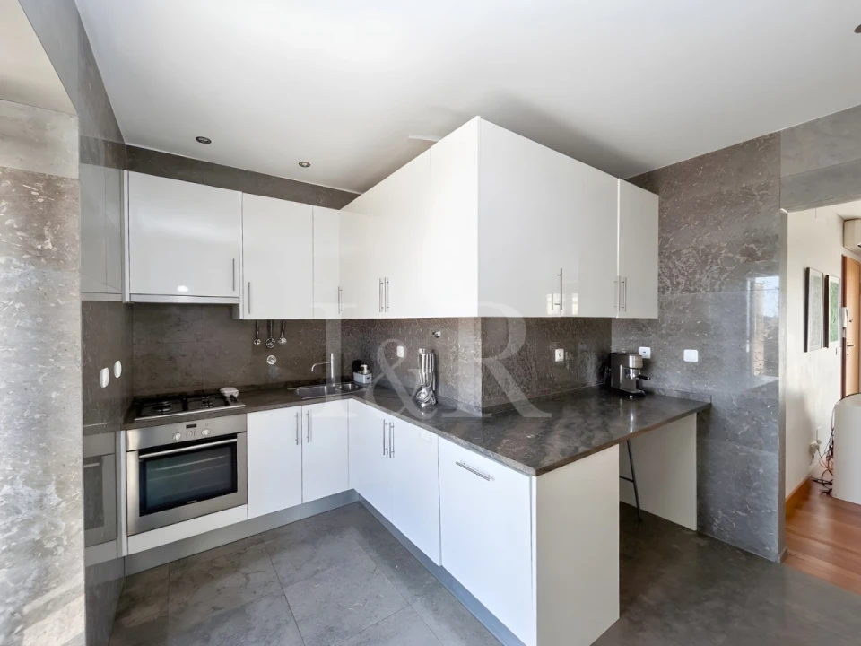 Apartamento T2 para Venda em Misericórdia Foto 10