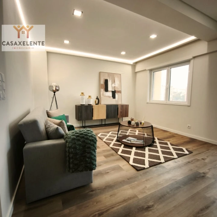 Apartamento T3 para Venda em Benfica Foto 3