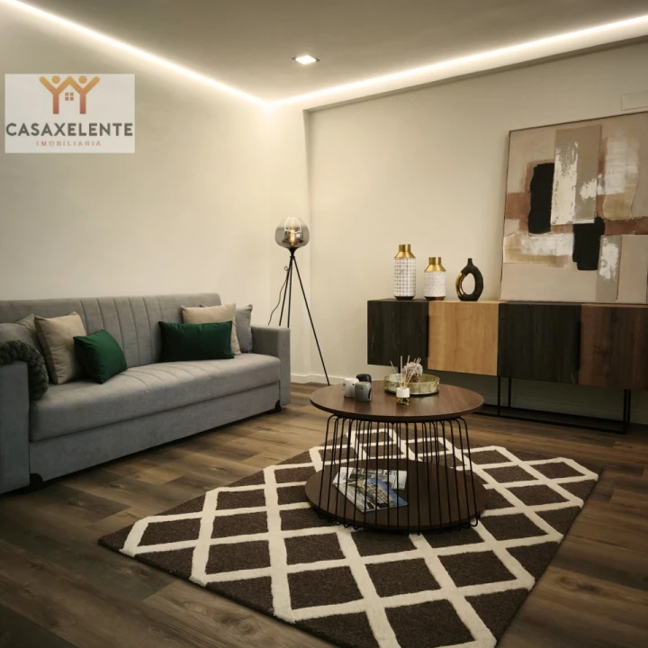 Apartamento T3 para Venda em Benfica Foto 5