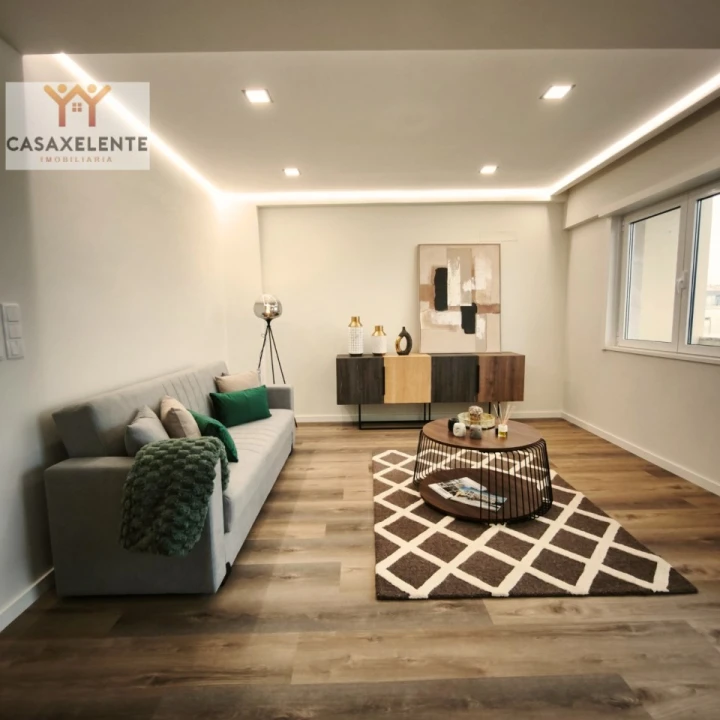 Apartamento T3 para Venda em Benfica Foto 6