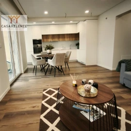 Apartamento T3 para Venda em Benfica