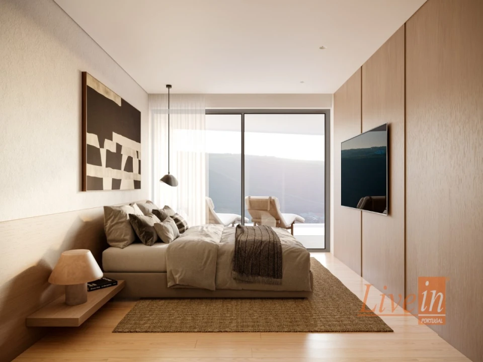 Moradia T3 para Venda em Carvoeira Foto 8